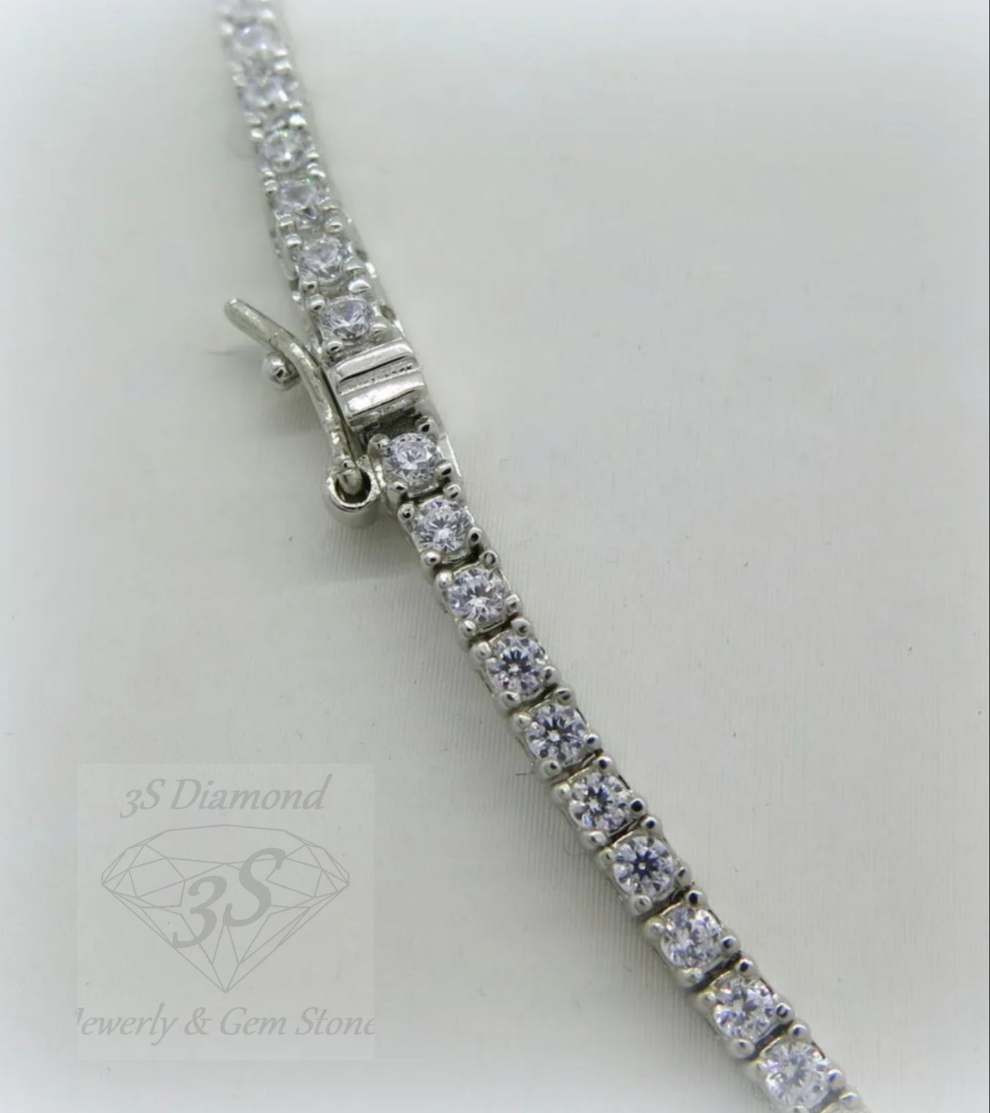 bracciale tennis in oro bianco 18k 750 e diamanti naturali 2,70ct