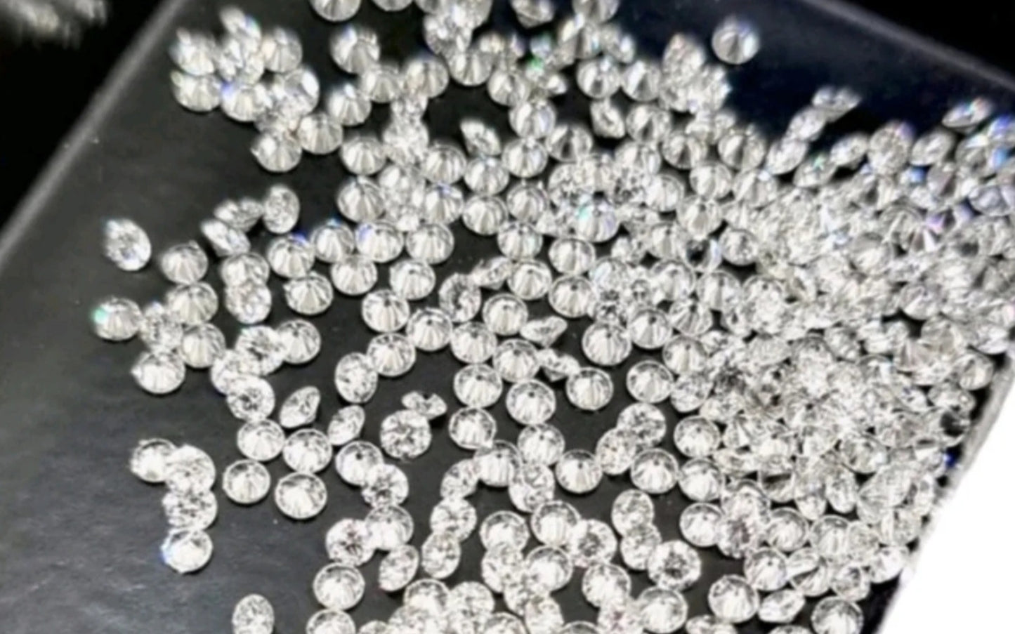 Lot von 1 ct natürlichen Diamanten 2,50 mm Farbe D VVS1