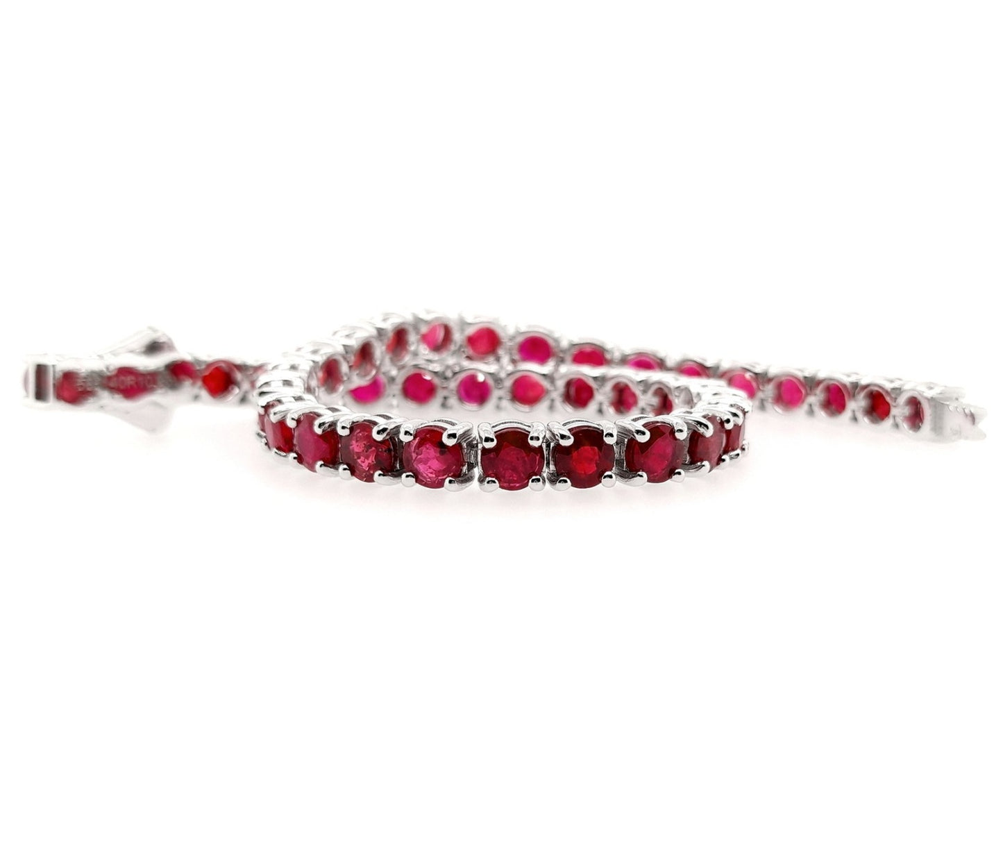 Bracciale tennis in oro bianco e rubino naturale 10.93 ct