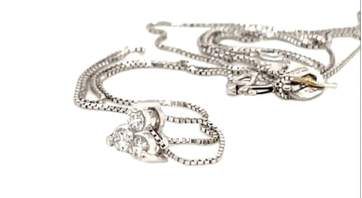 Colgante trilogía certificado HRD en oro blanco y 3 diamantes naturales de 0,43ct