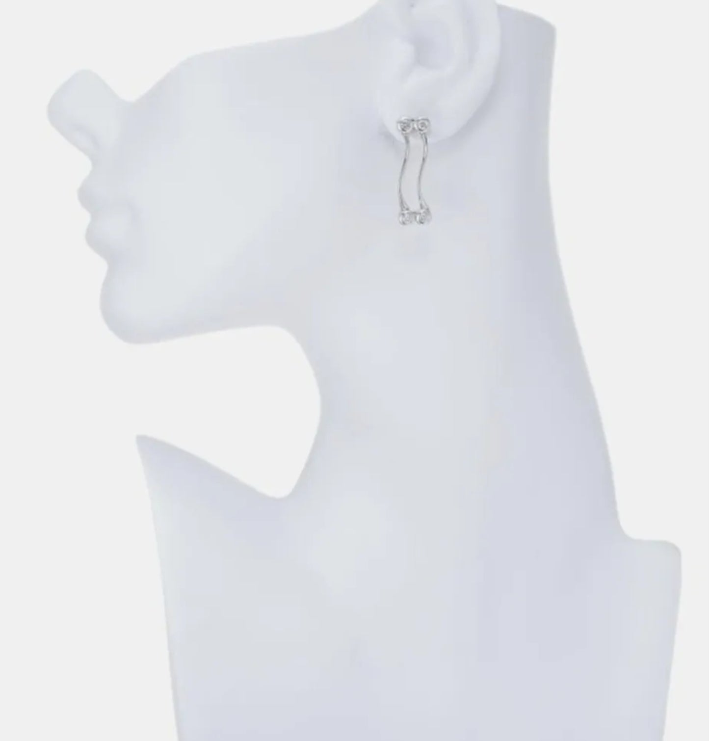 Orecchini punto luce in oro bianco e diamanti naturali 0.80ct