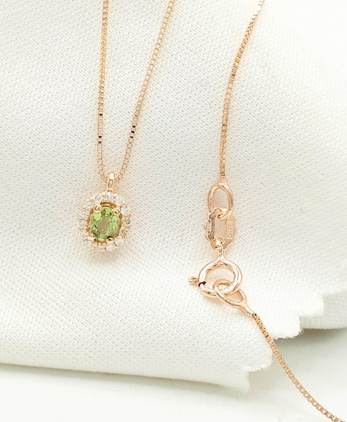 Ciondolo in oro 18k e diamanti naturali princess certificato IGI 1.36ct