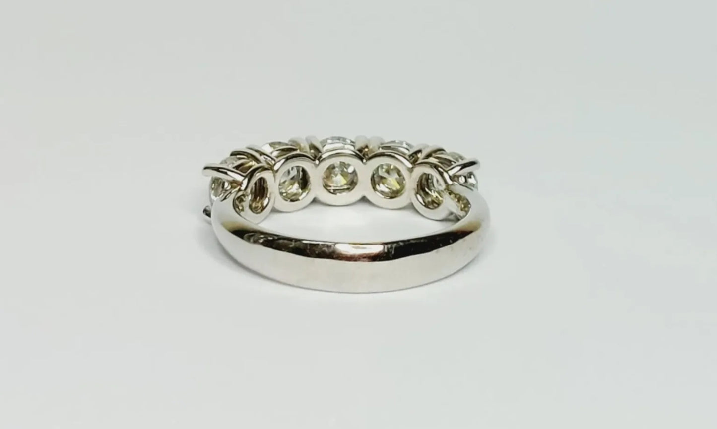 Anello riviera in oro bianco 18k con diamanti naturali 1.50 ct