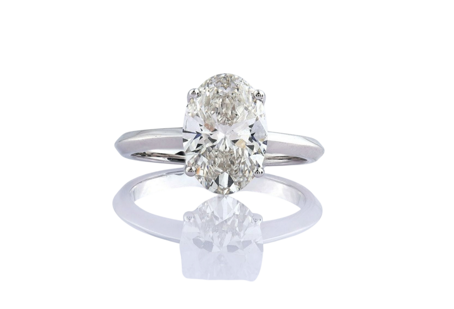Anello solitario in oro bianco 18k e diamante naturale taglio ovale 2.00ct