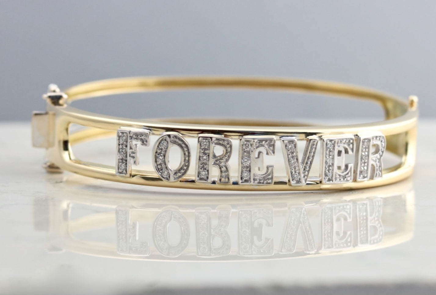 Bracciale personalizzato in oro giallo 18k e diamanti naturali