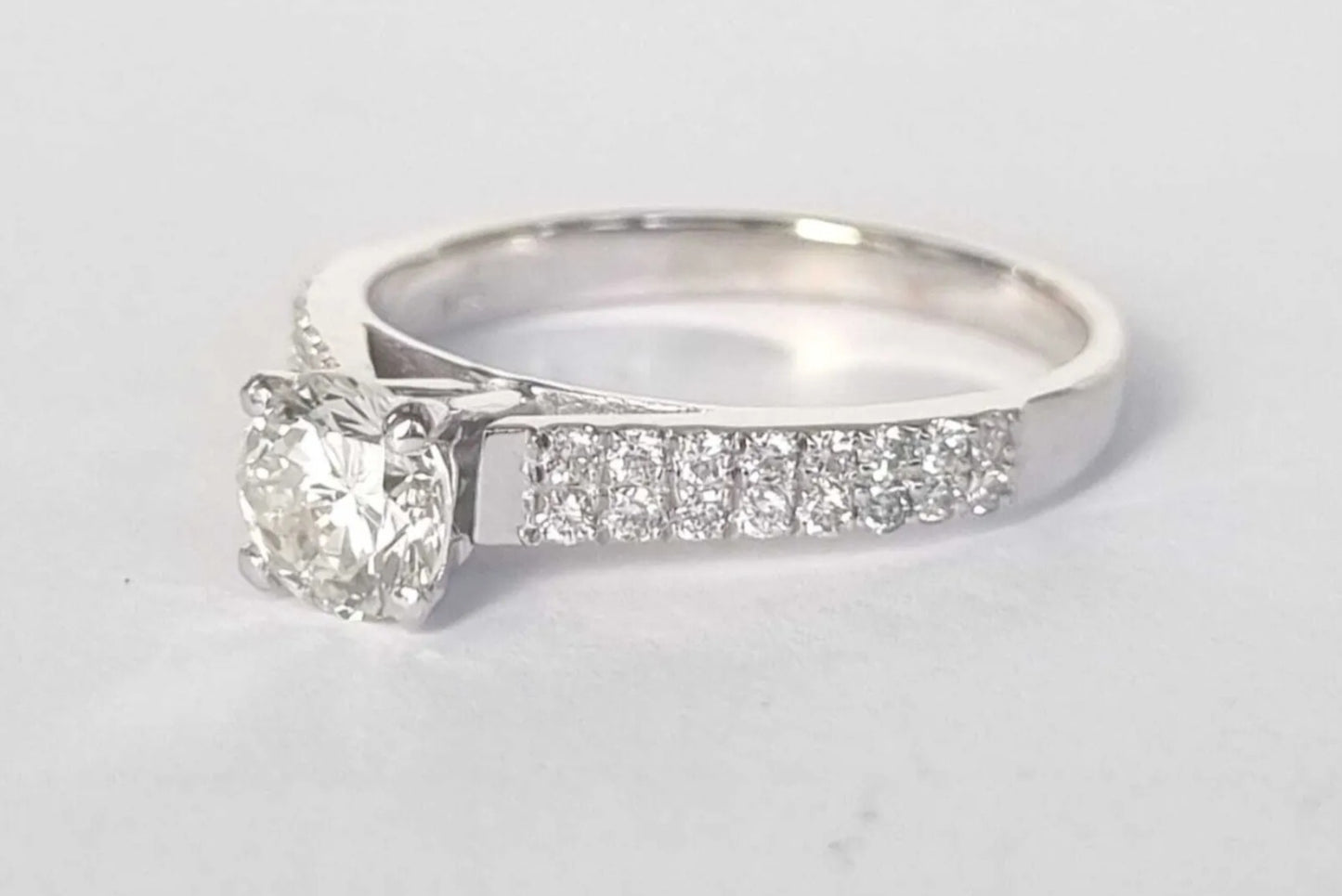 Anello di fidanzamento - 18 carati Oro bianco - 1.01ct. tw. Diamante (Naturale)
