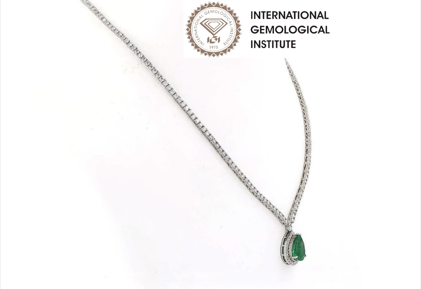 Collana tennis in oro e smeraldo e diamanti naturali 8.44 ct