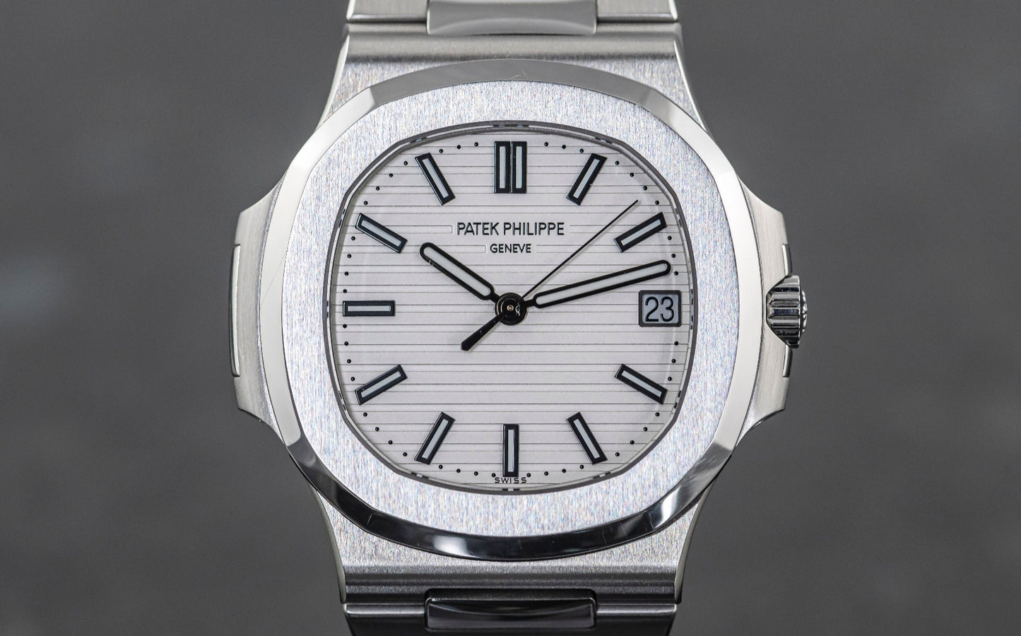 Patek Philippe Nautilus 7118/1A-010