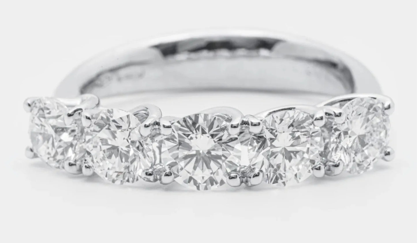 Anello riviera in oro bianco 18k con diamanti naturali 1.00 ct