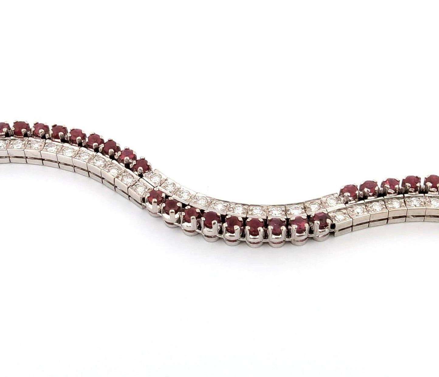 Bracciale tennis in oro bianco e rubino naturali e diamanti naturali 9.00ct
