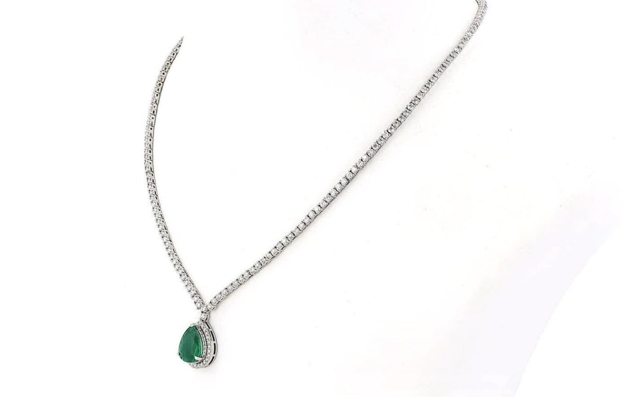 Collana tennis in oro e smeraldo e diamanti naturali 8.44 ct
