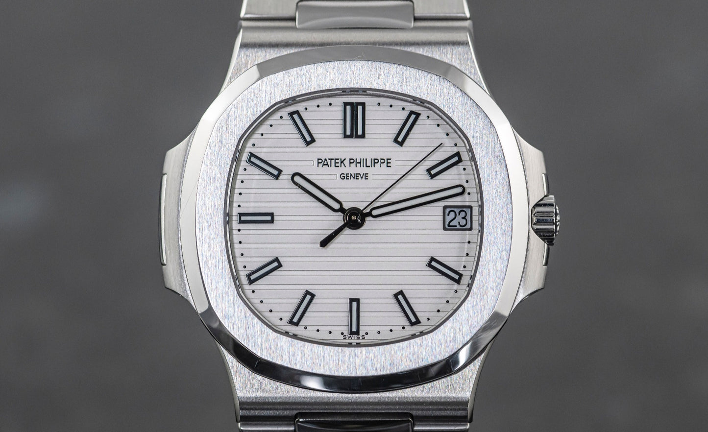 Patek Philippe Nautilus 7118/1A-010