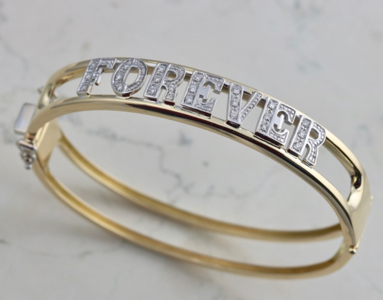 Bracciale personalizzato in oro giallo 18k e diamanti naturali