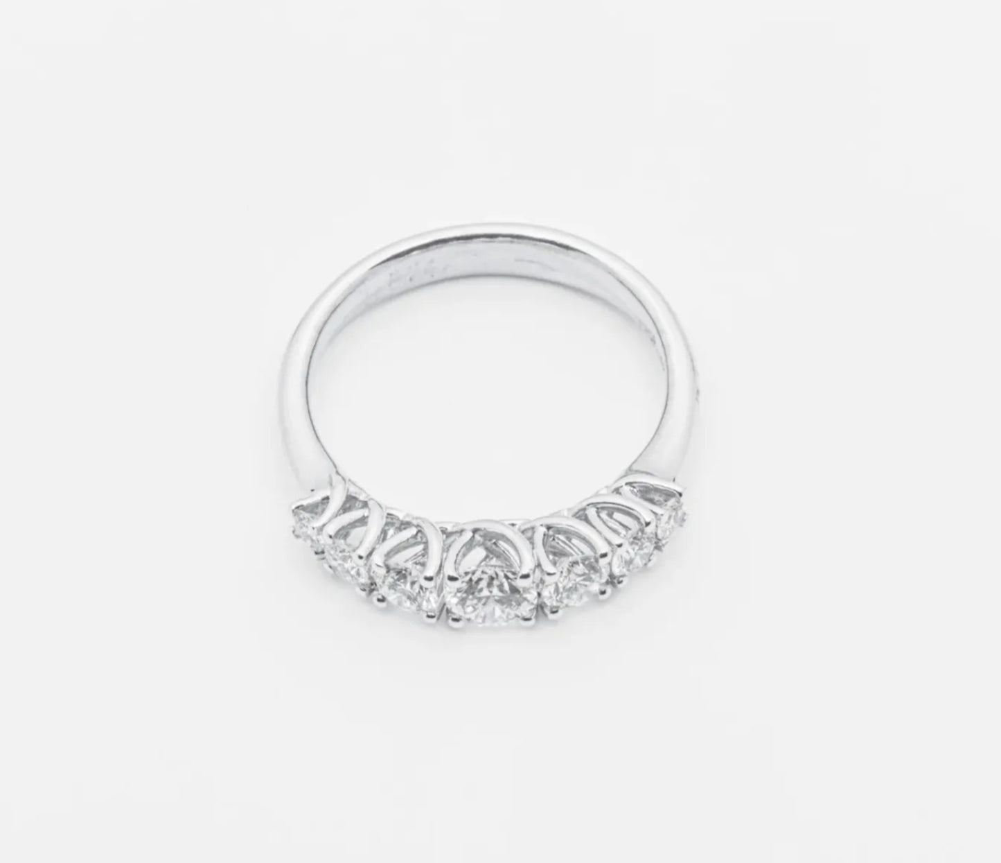 Anello riviera in oro bianco 18k con diamanti naturali 1.40ct