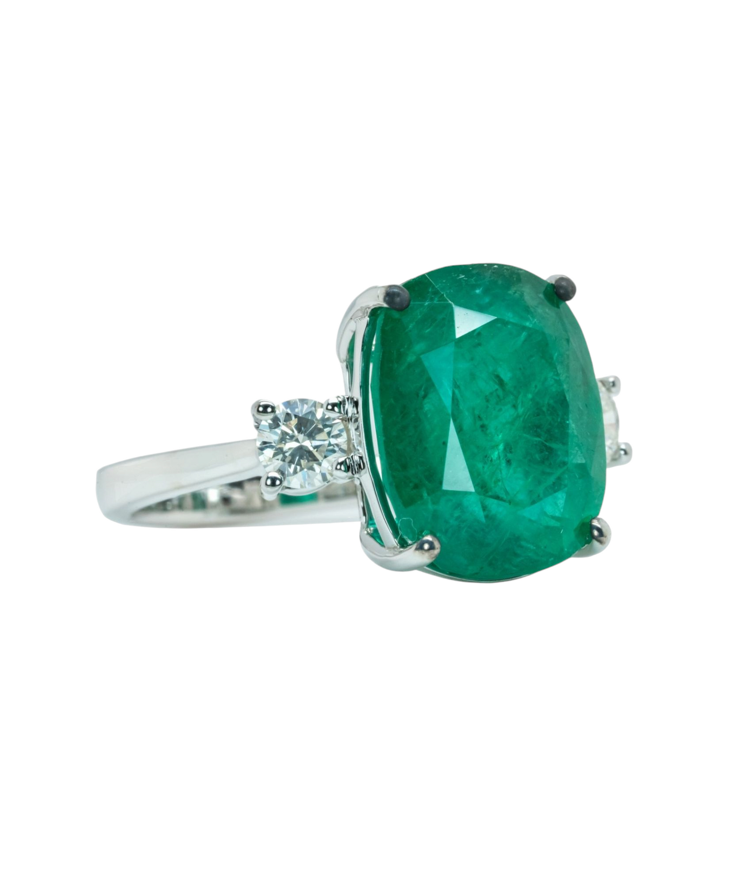 Anello trology in oro bianco e smeraldo 7.30 ct e diamanti naturali 0.50ct