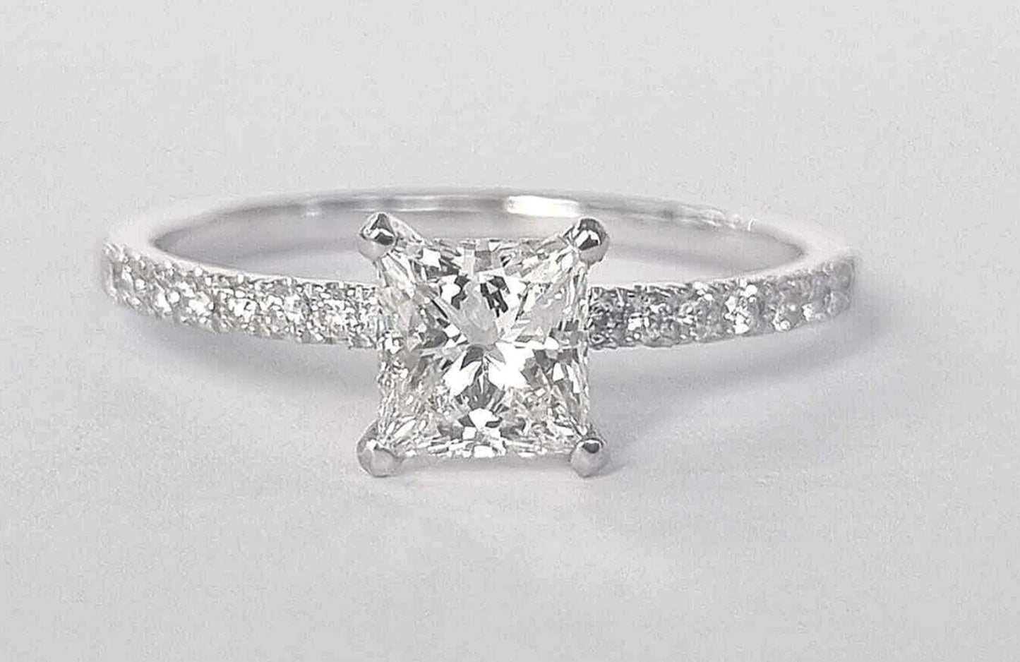 Anello 18 carati Oro bianco - 0.85ct. tw. Diamante (Naturale)