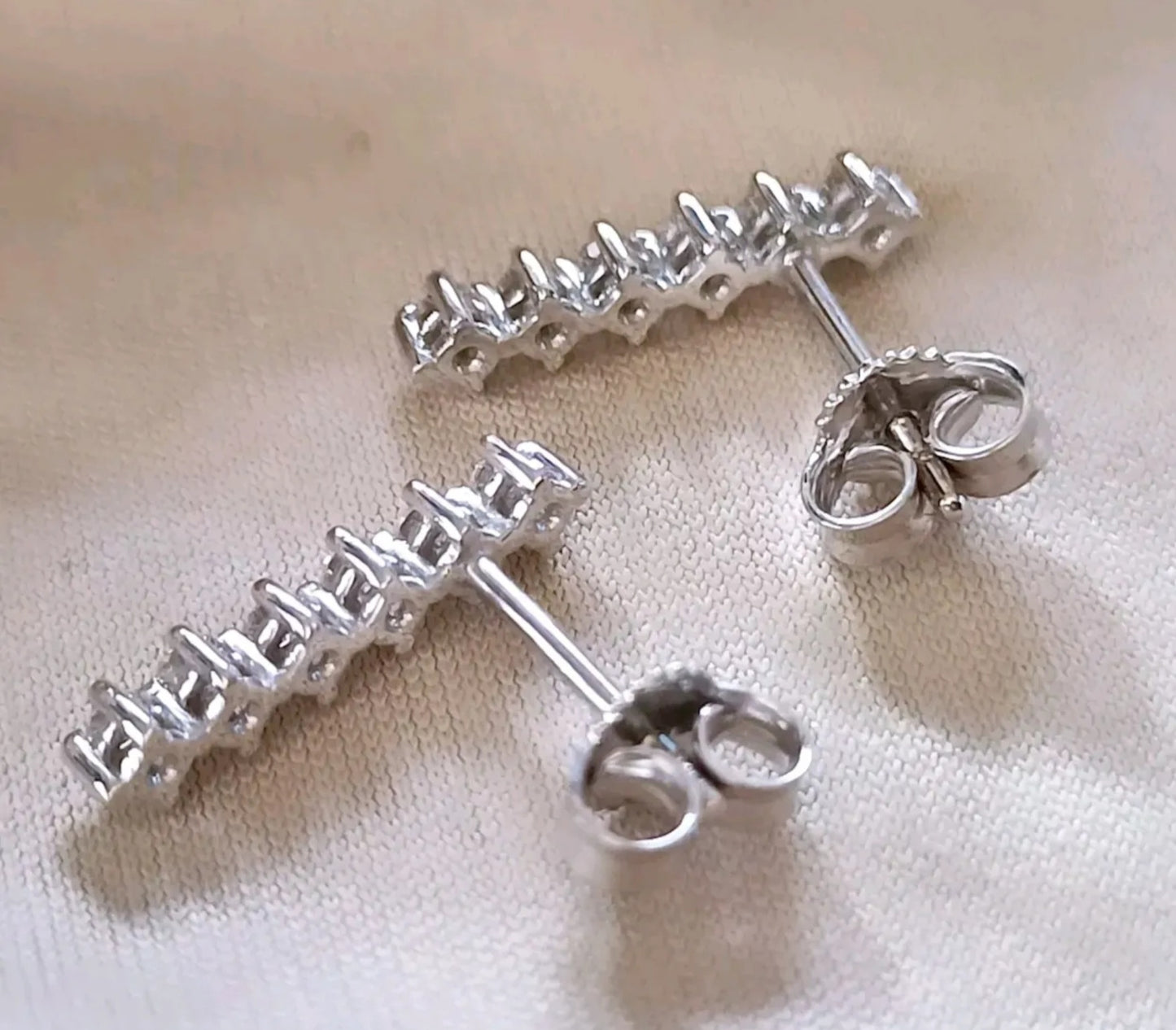 Orecchini - 18 carati Oro bianco - 0.60 ct. tw. Diamante (Naturale)