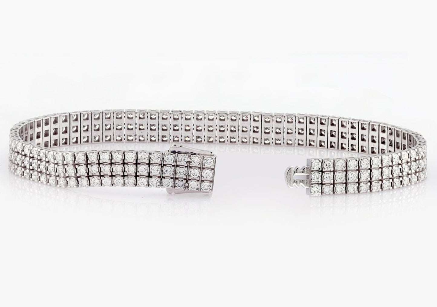 Bracciale tennis in oro bianco e diamanti naturali 5.00ct