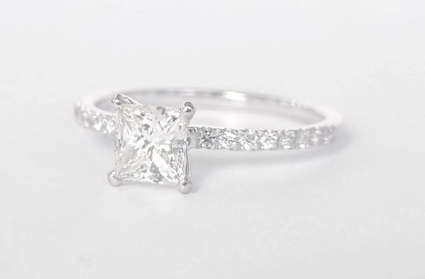 Anello 18 carati Oro bianco - 0.85ct. tw. Diamante (Naturale)