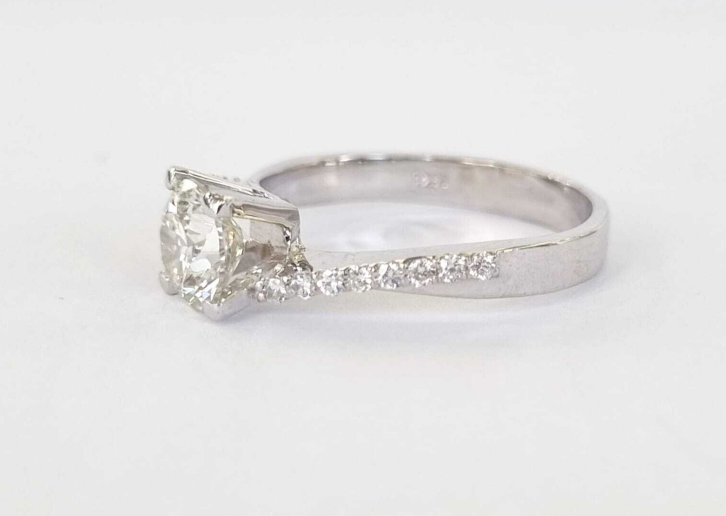 Anello di fidanzamento - 18 carati Oro bianco - 0.76 ct. tw. Diamante (N