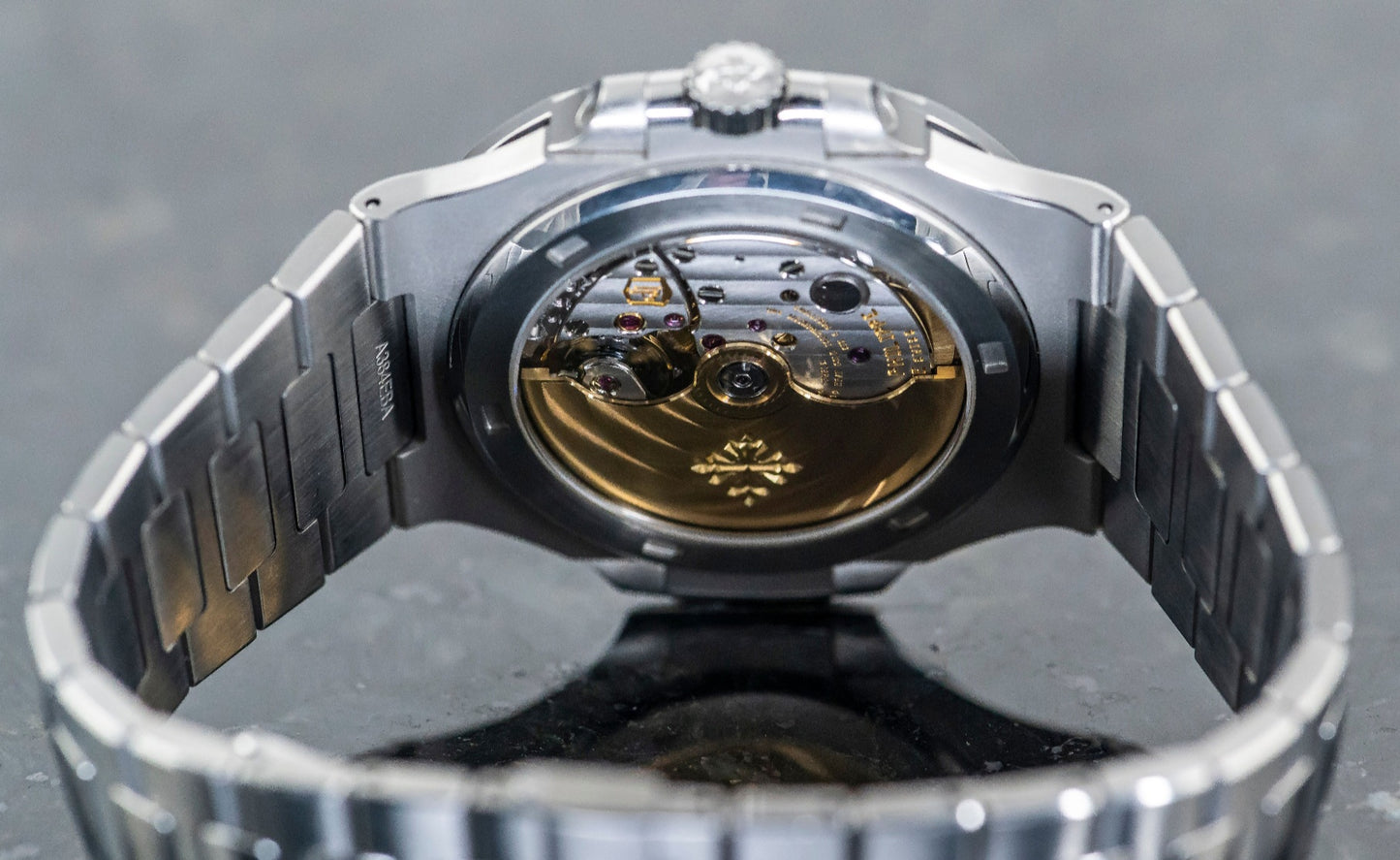 Patek Philippe Nautilus 7118/1A-010