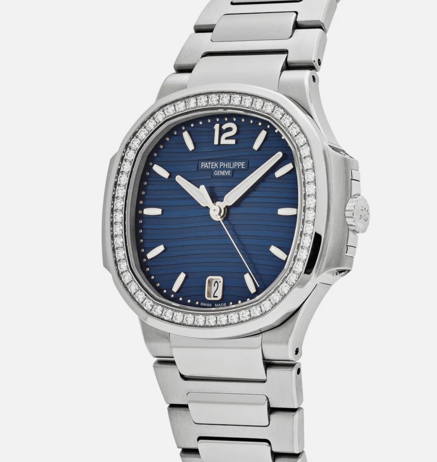 Patek Philippe Nautilus 7118/1200A-001 'Ladies' quadrante blu lunetta diamantata