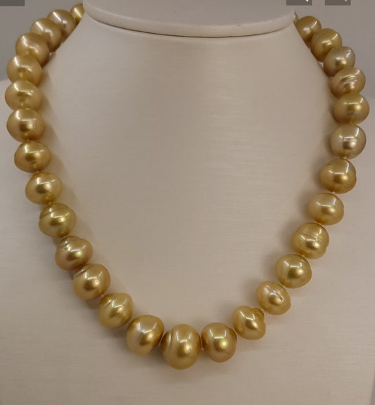 Collana in oro 18k e perle naturale  australiana 12mm