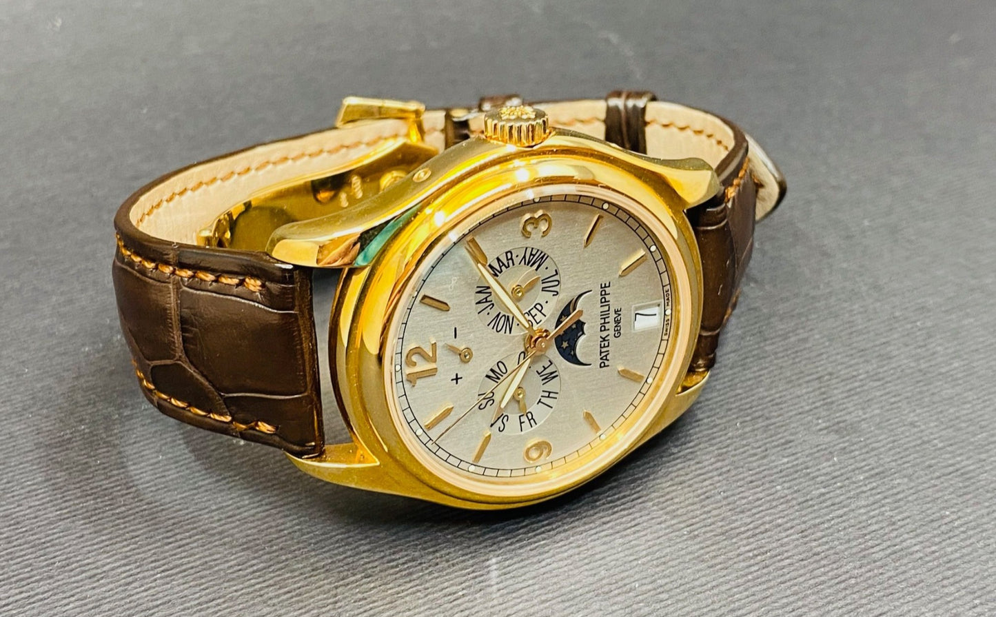 Patek Philippe 5350R-001 Advanced Research Annual Calendar