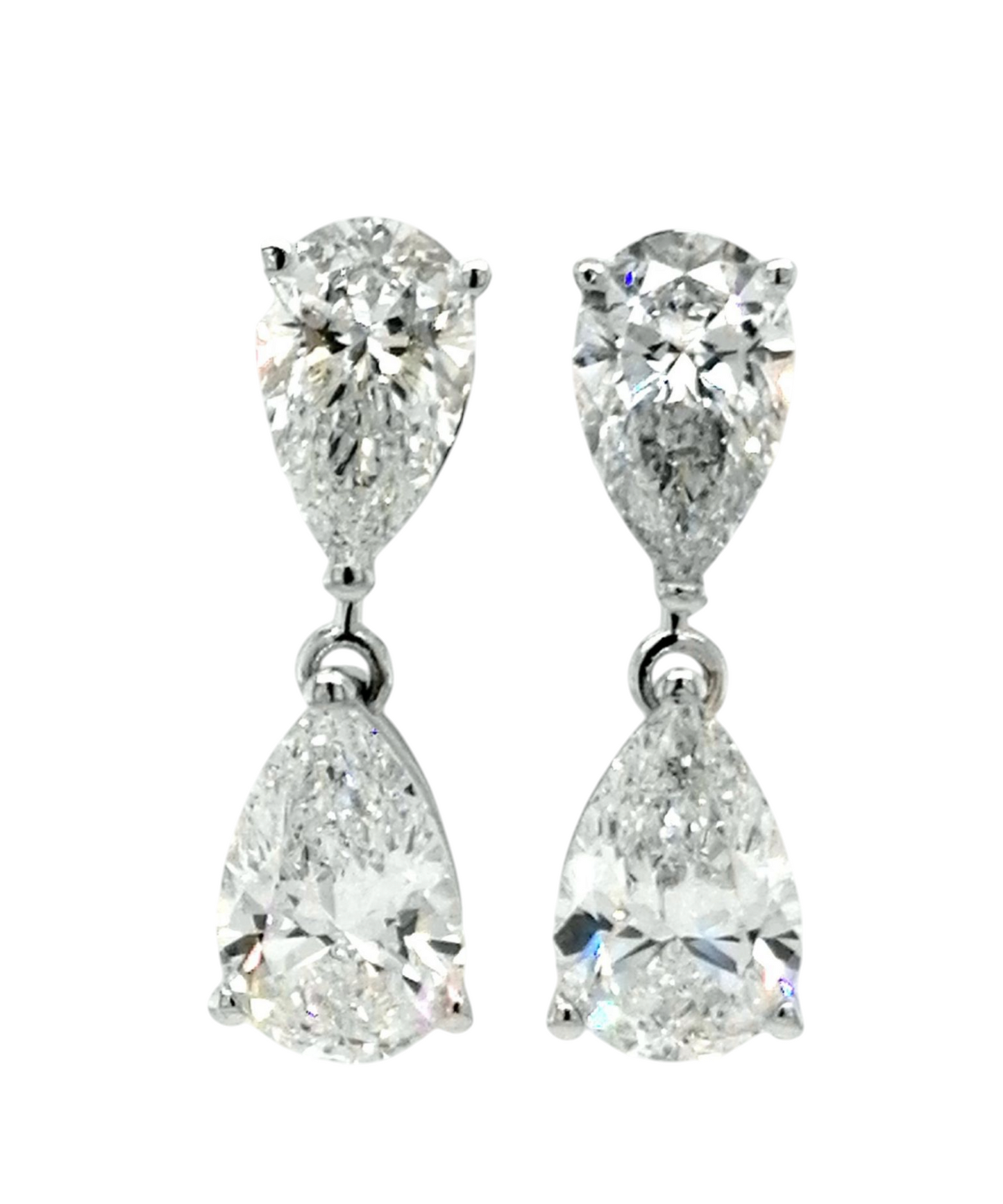 Orecchino punto luce in oro bianco 18k e diamanti naturali taglio gocce 2.00ct
