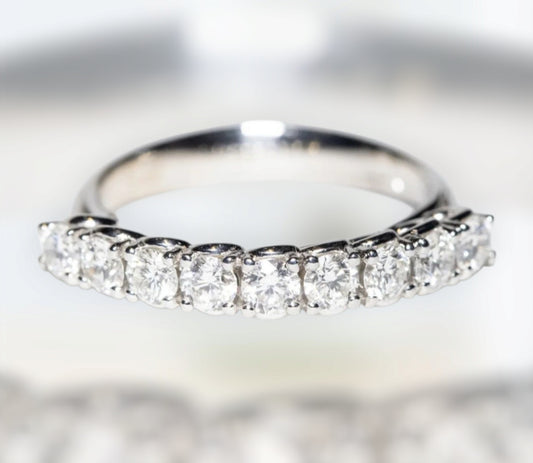 Anello riviera  in oro bianco 18k con diamanti naturali 0.70ct