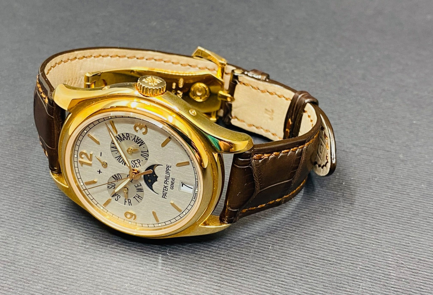 Patek Philippe 5350R-001 Advanced Research Annual Calendar
